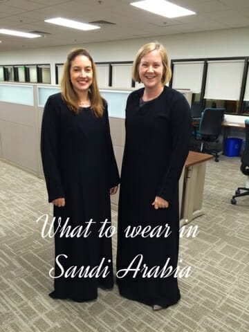 Saudi Arabian regional traditional bedouin women dress | Traditional  outfits, Yemeni clothes, Fashion history