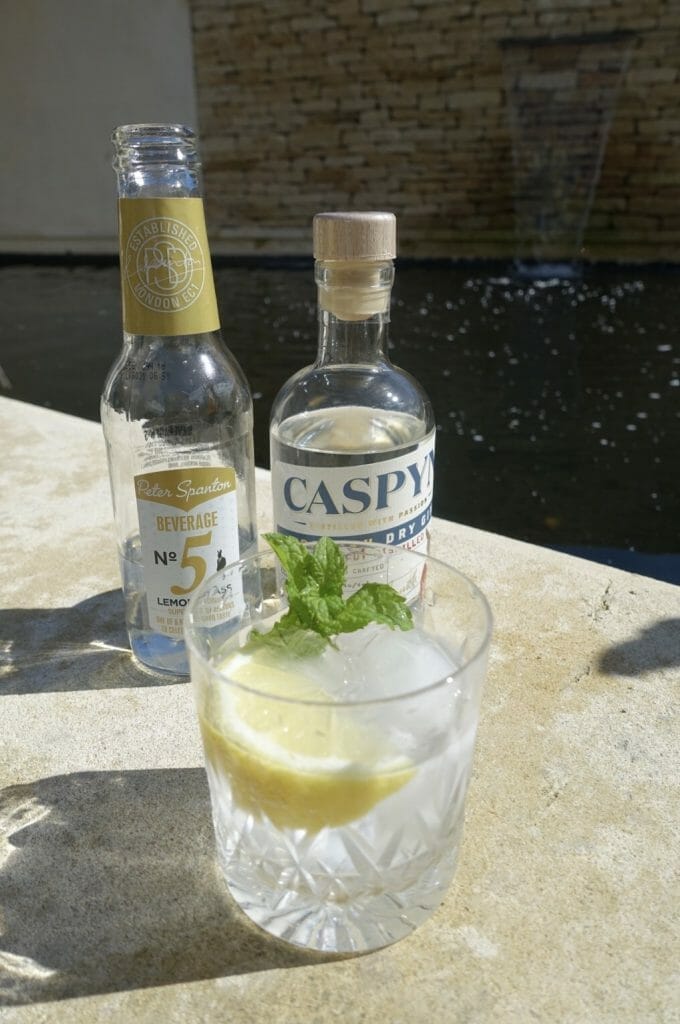 Caspyn Cornish dry gin and Peter Spanton lemongrass tonic