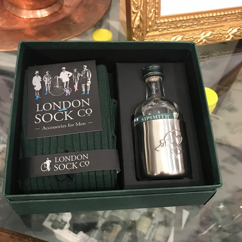 Gin gift guide on What's Katie Doing blog? gifts for the gin obsessed in your life!