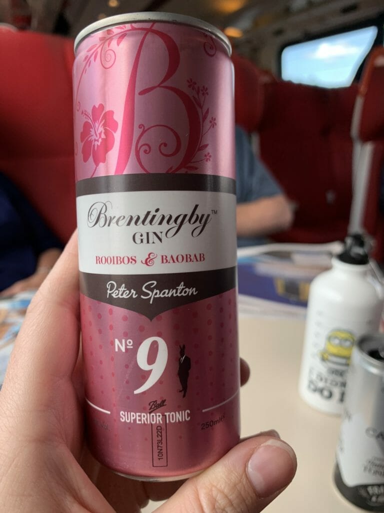 The pink can with Brentingby design for the Brentingby gin-in-a-tin