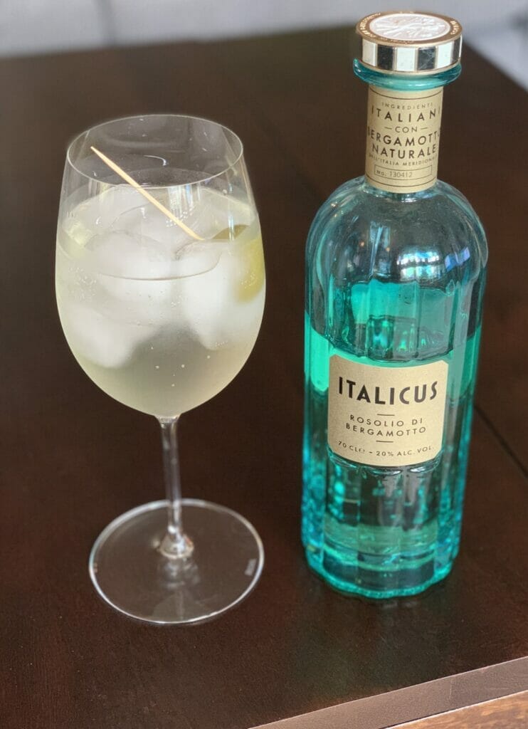 Italicus and green olive spritz