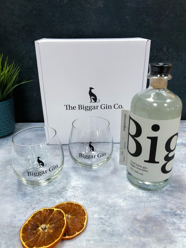 2 branded glasses with Biggar gin bottle and white box